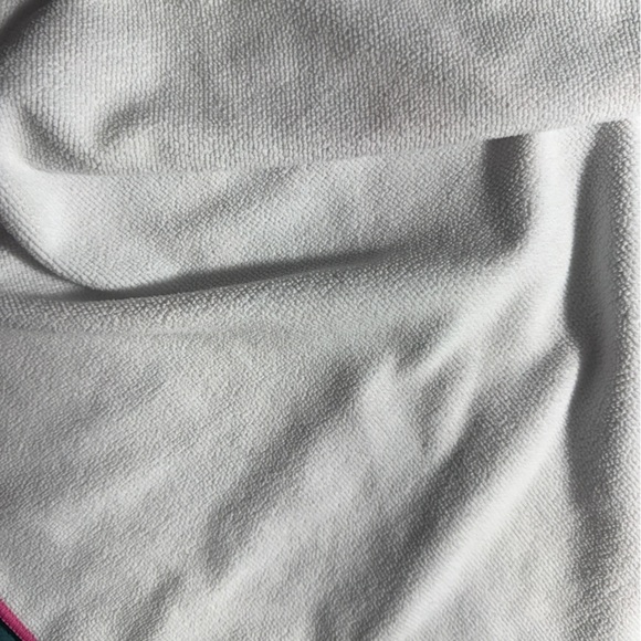 Lilly Pulitzer Oversized Beach Lounge
Towel, 40 x 72 - Picture 8 of 8